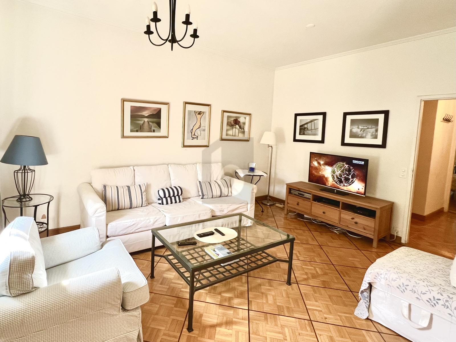 UN PETIT AIR DE PROVENCE AU COEUR DES CHARMILLES - 0