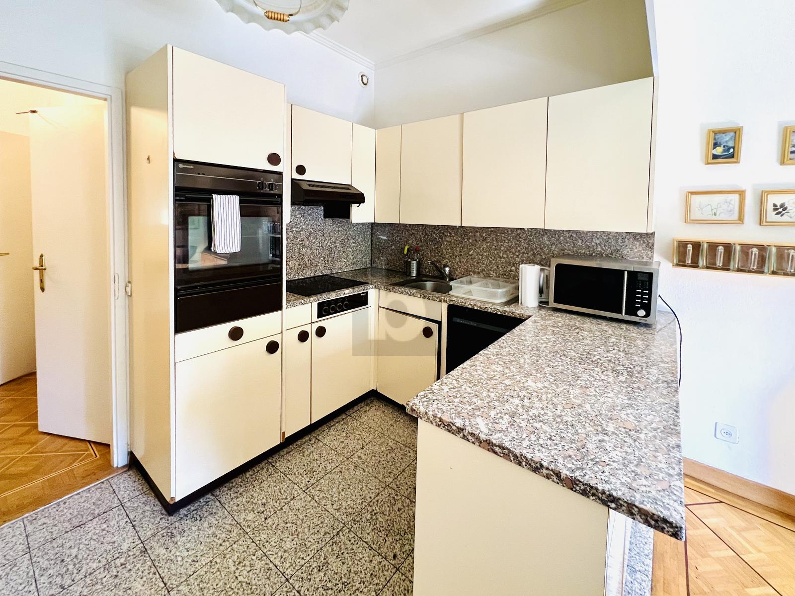 UN PETIT AIR DE PROVENCE AU COEUR DES CHARMILLES - 1