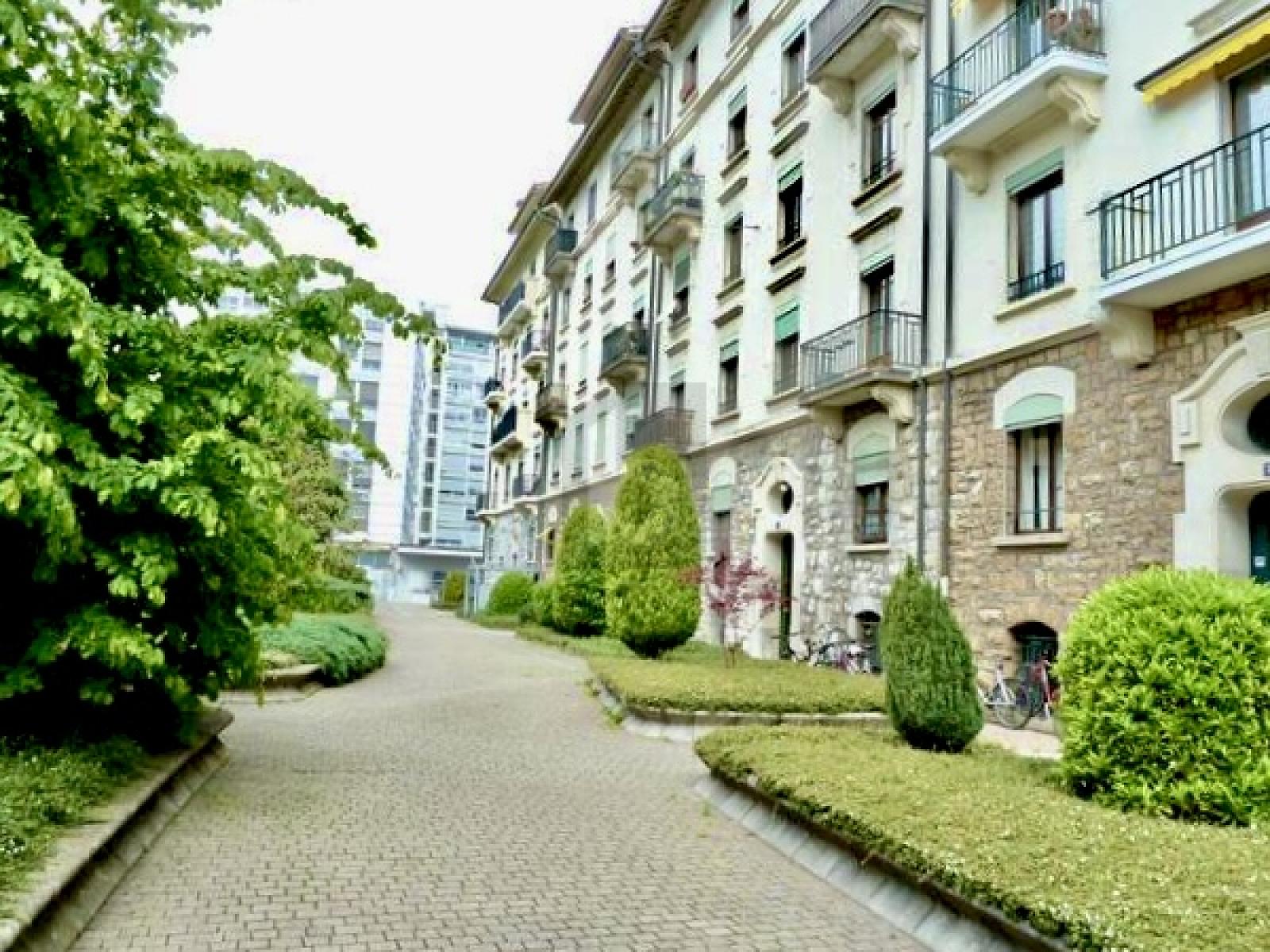 UN PETIT AIR DE PROVENCE AU COEUR DES CHARMILLES - 4