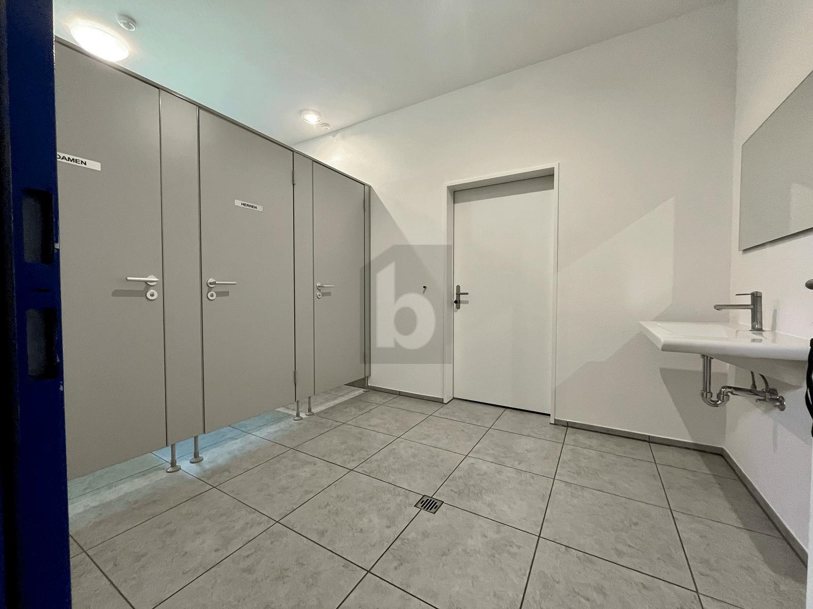 TOP AUSGESTATTET, MODERN UND VIEL PLATZ - 4