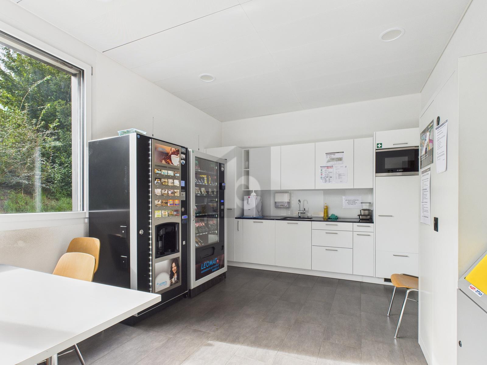 EINZIGARTIG AN DER A1 - 3