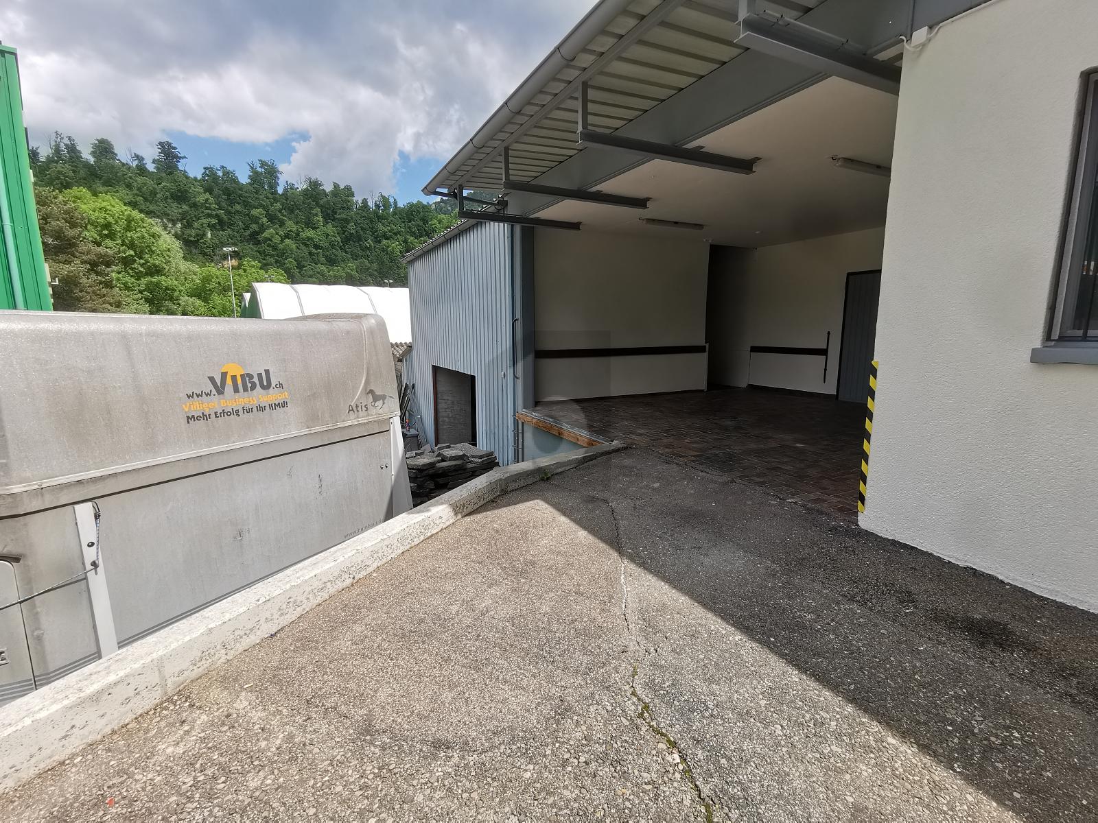 VIELFÄLTIGE NUTZUNG AN GUTER LAGE - 1