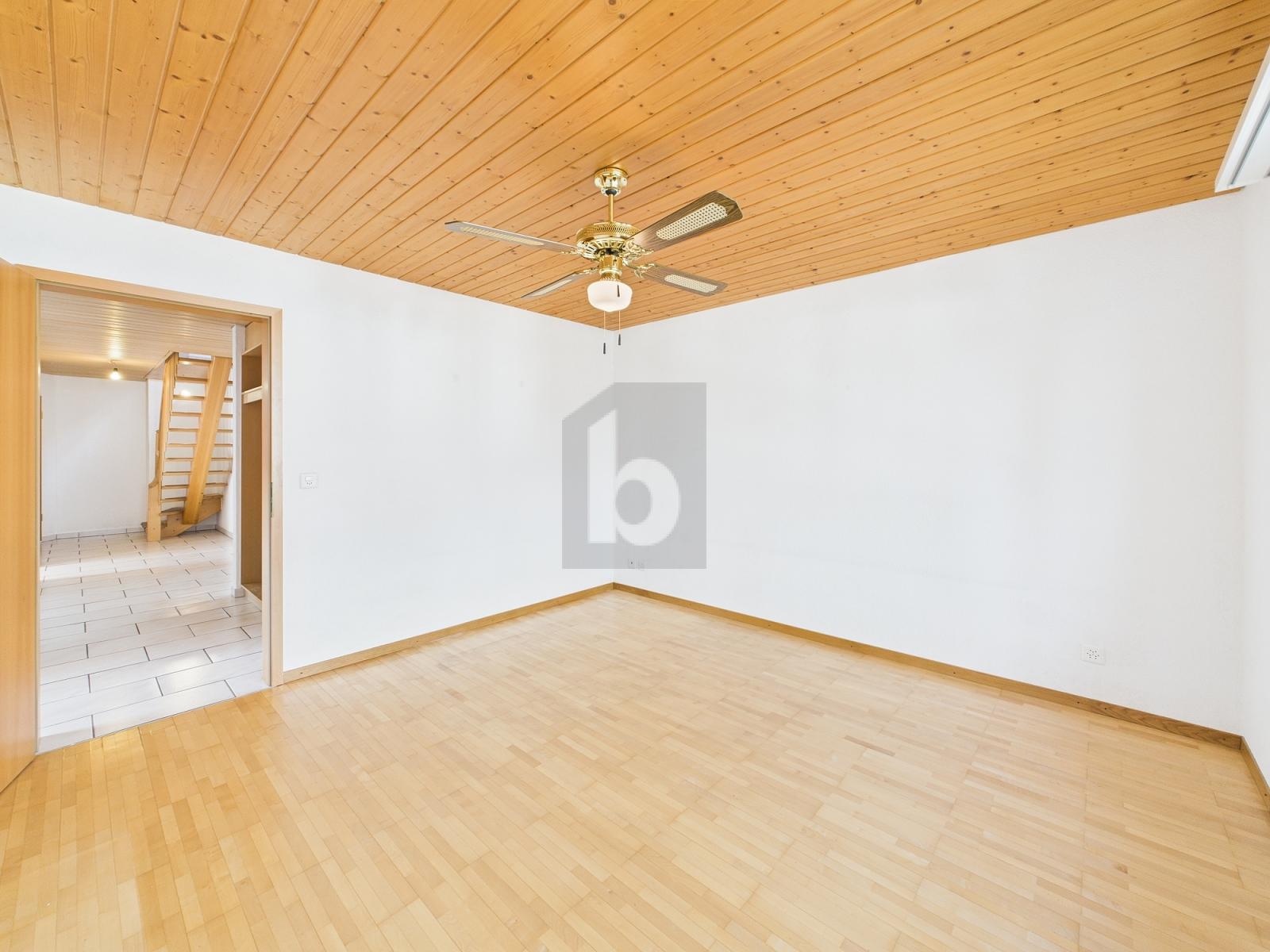 RUHIGE LAGE MIT SONNIGEM BALKON - 4