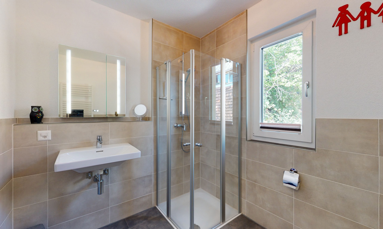 Einfamilien- /Mehrgenerationenhaus mit diversen Nutzungsmöglichkeiten - 10