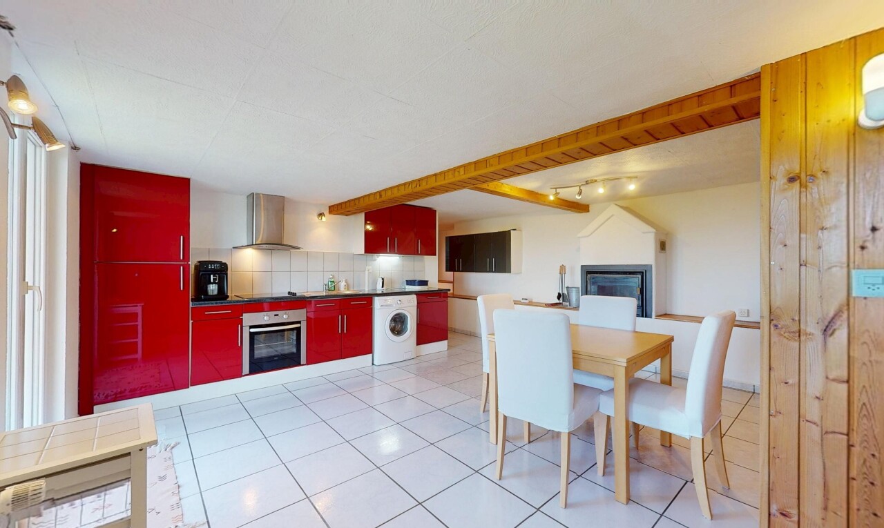 In Saulcy: Einfamilienhaus mit zwei Wohnungen und Bergblick - 8