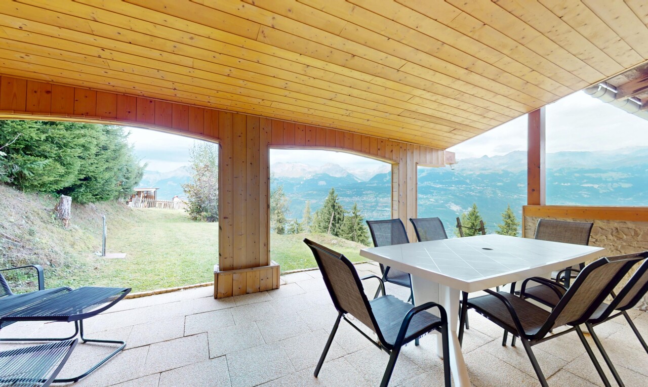 Charmante Doppelchalet mit Grundstück und Terrasse - 3