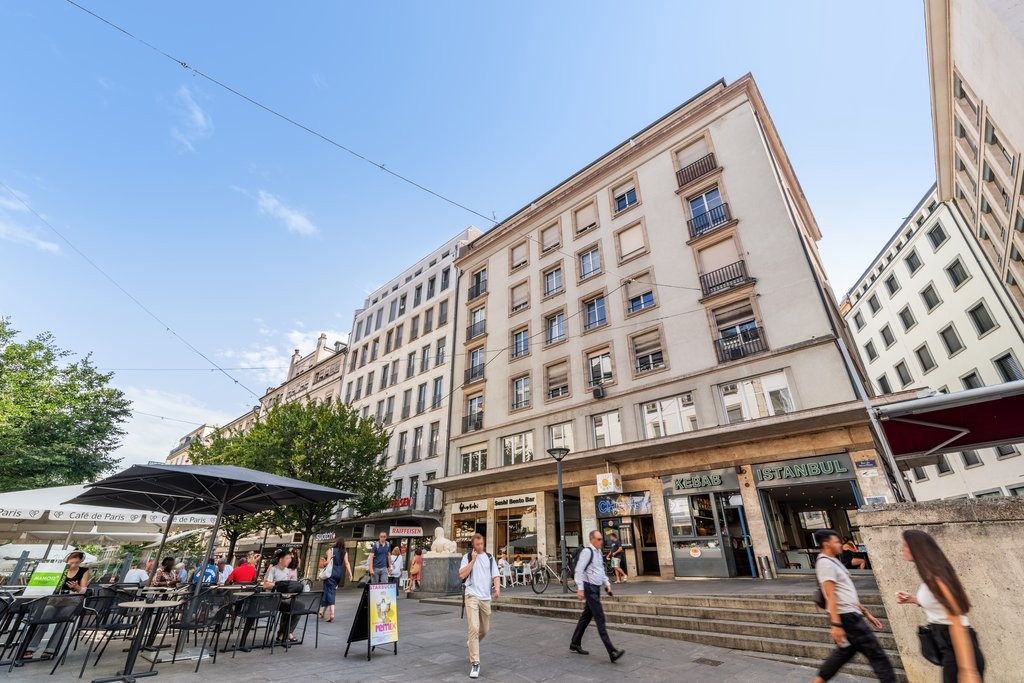 Reprise de Bail/ Bureau situé sortie galeries de la Gare Cornavin - 7