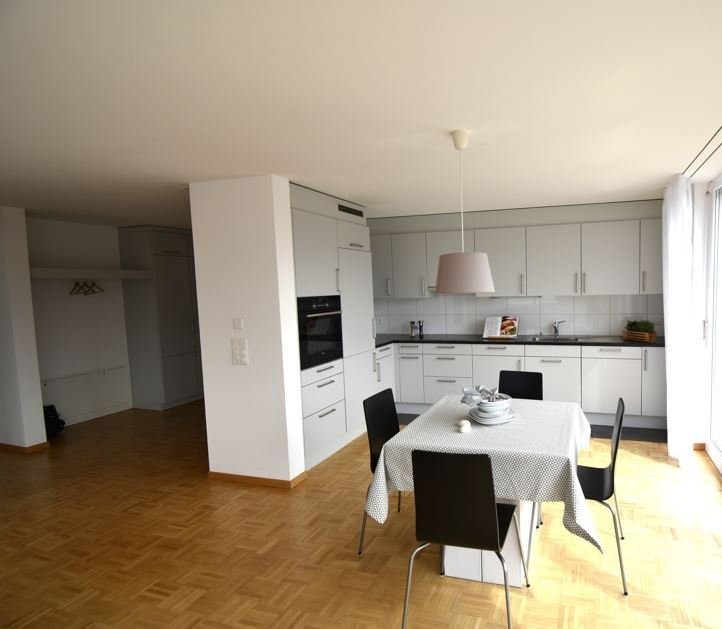 Ein glücklicher Wohnungsstart - 1