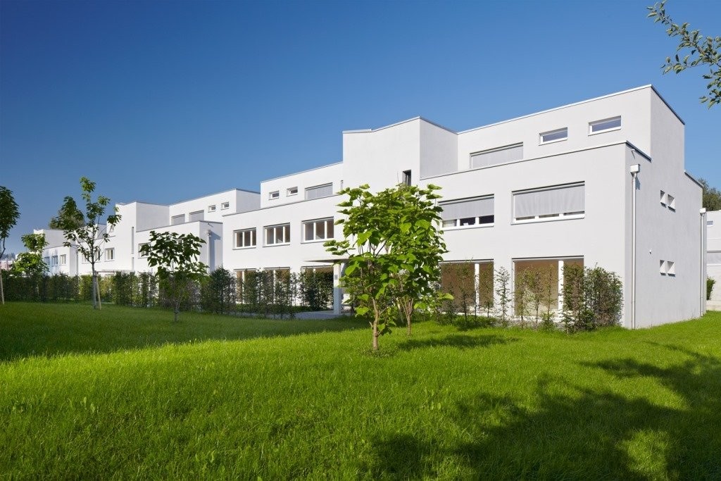 Auf zwei Etagen mit Sitzplatz und Balkon - 1