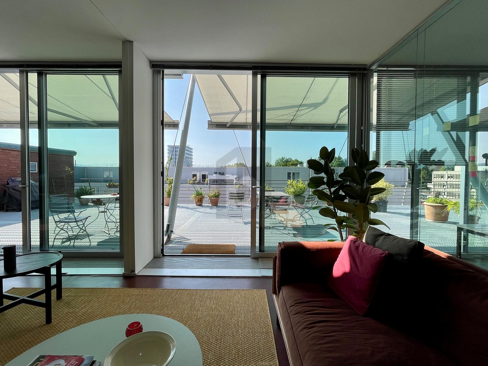 VIEL PLATZ MIT GROSSZÜGIGER TERRASSE - 3