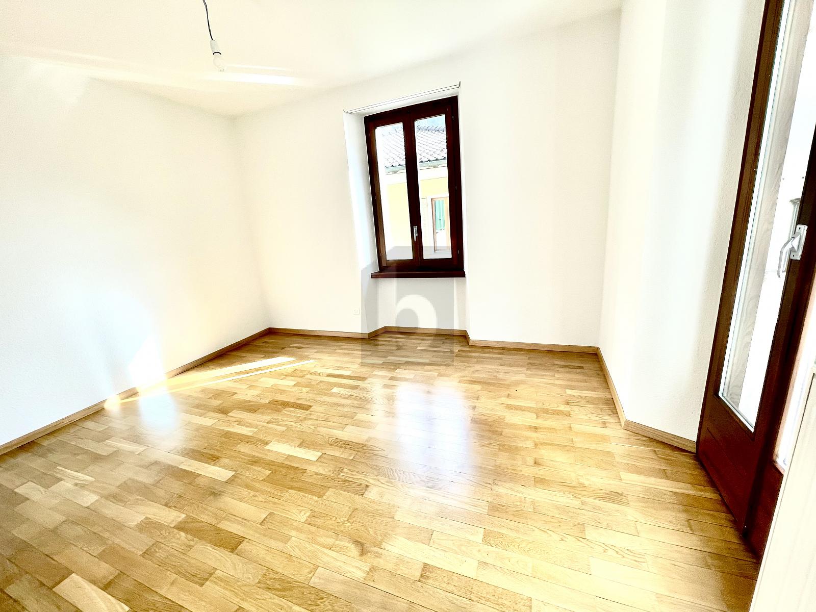 IN ZONA SOLEGGIATA E TRANQUILLA - 2