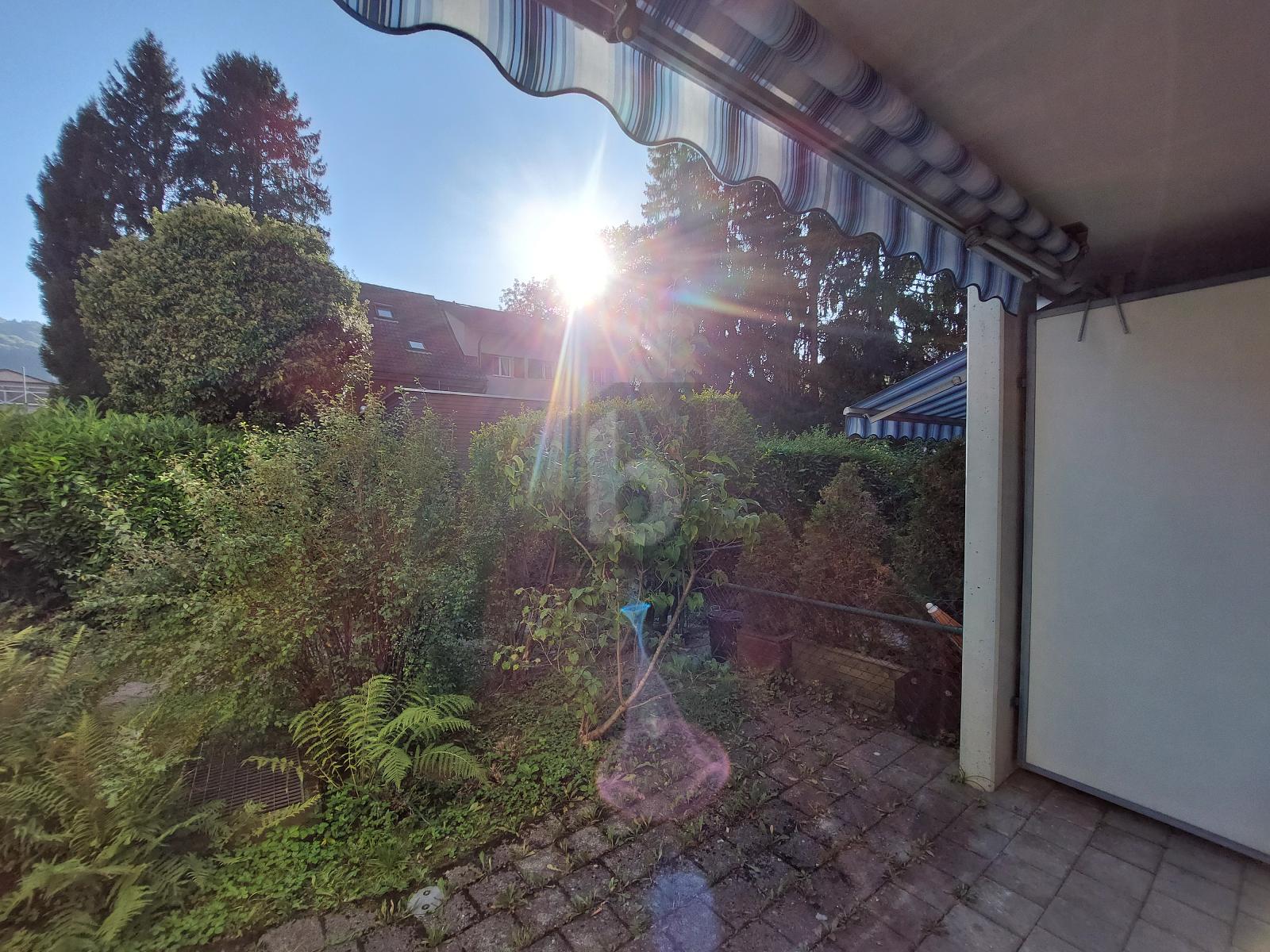 HELL, MIT FLAIR UND GARTEN - 1