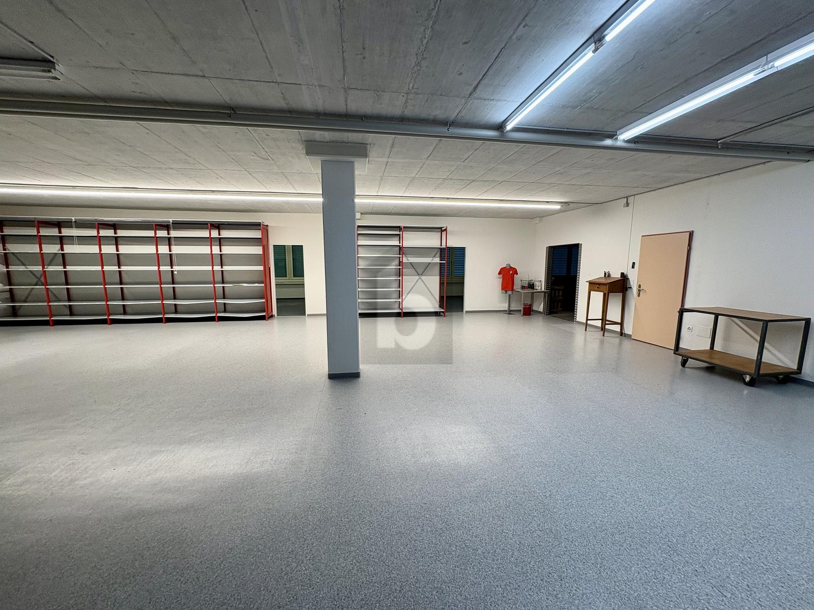 VIELSEITIG NUTZBAR UND ZENTRAL - 0