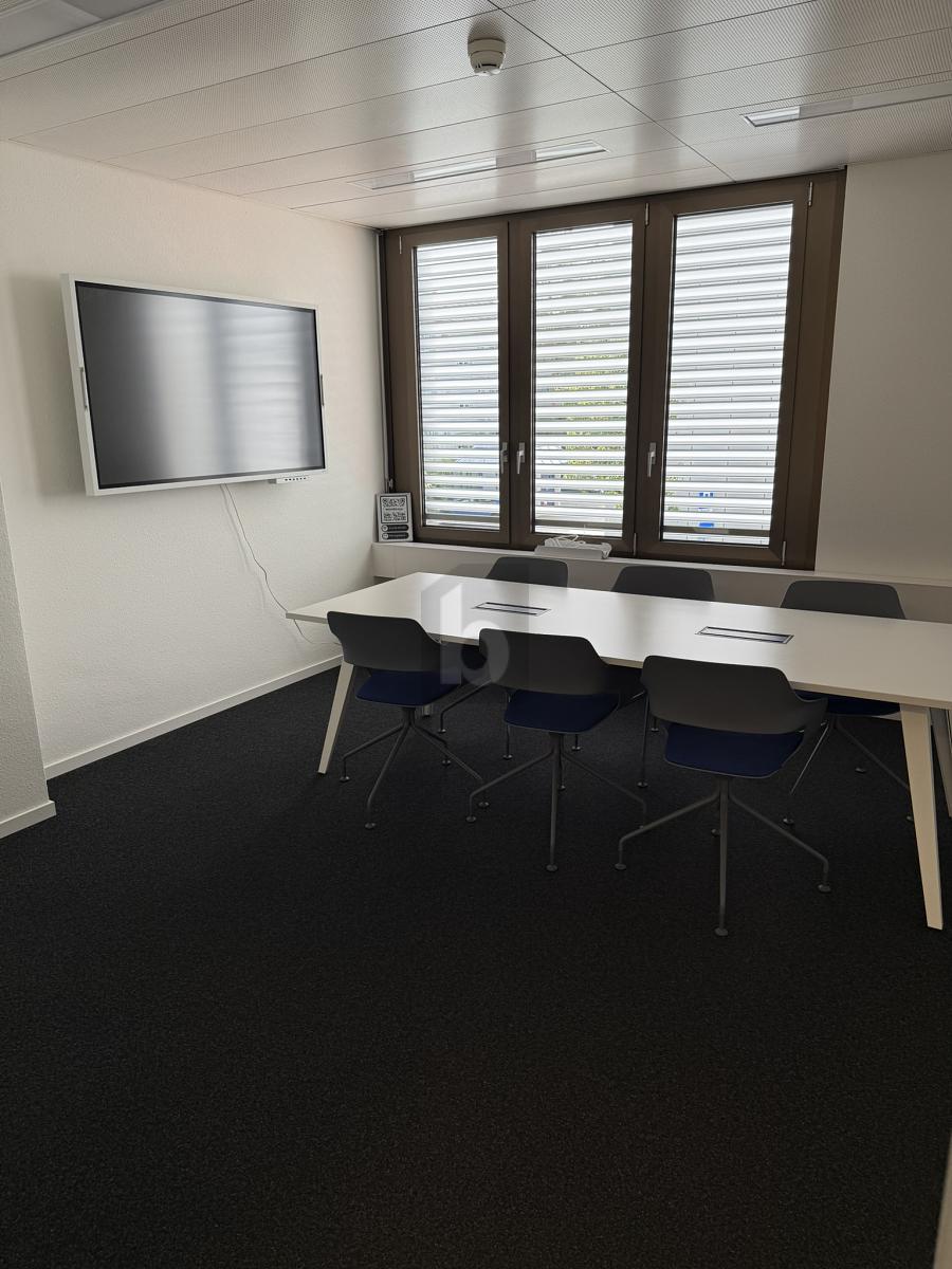 RUHIG, ZENTRAL MIT VIEL PLATZ - 2