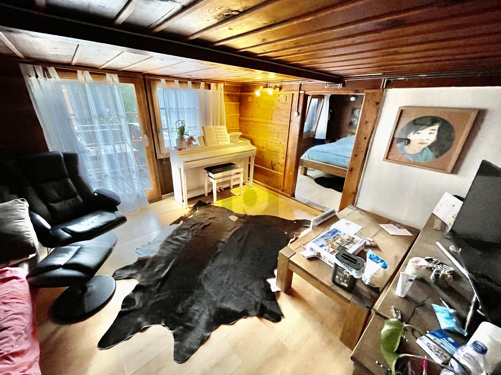 SPLENDIDE CHALET RESTAURANT AVEC APPARTEMENT - 3