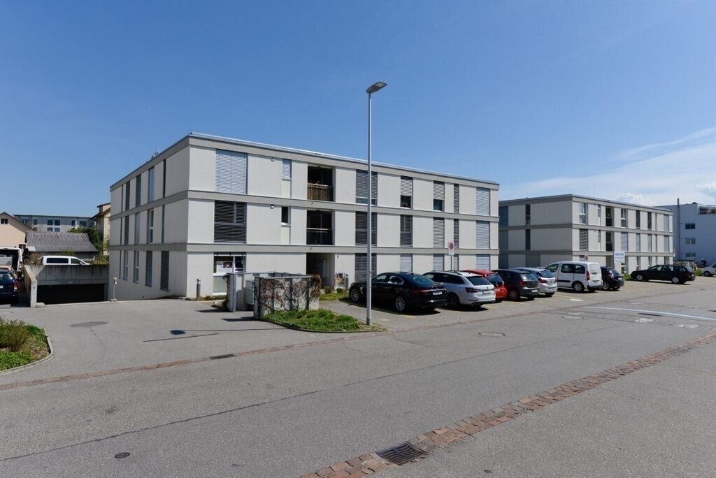 Einstellhallenplatz gesucht? - 1