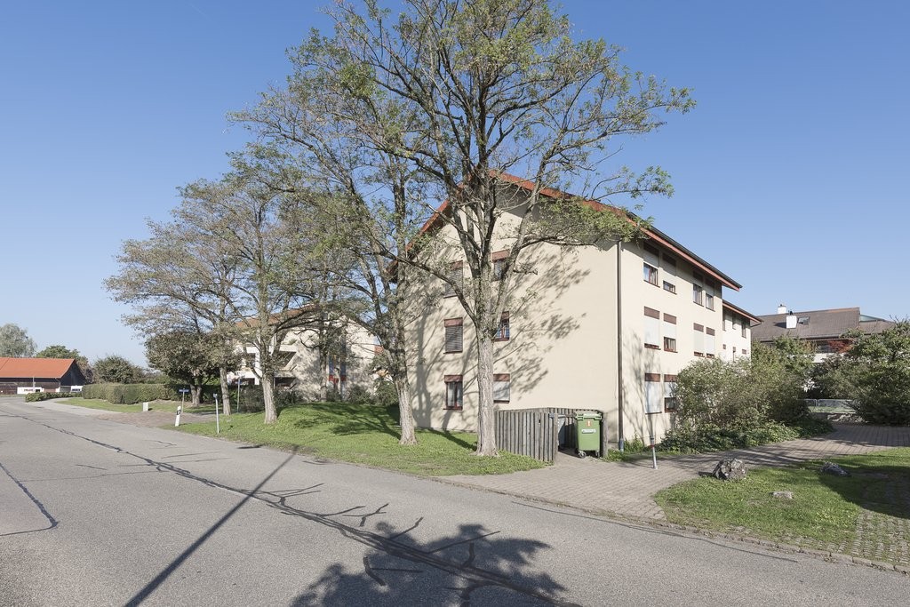 Einstellplätze in Bassersdorf zu vermieten! - 1