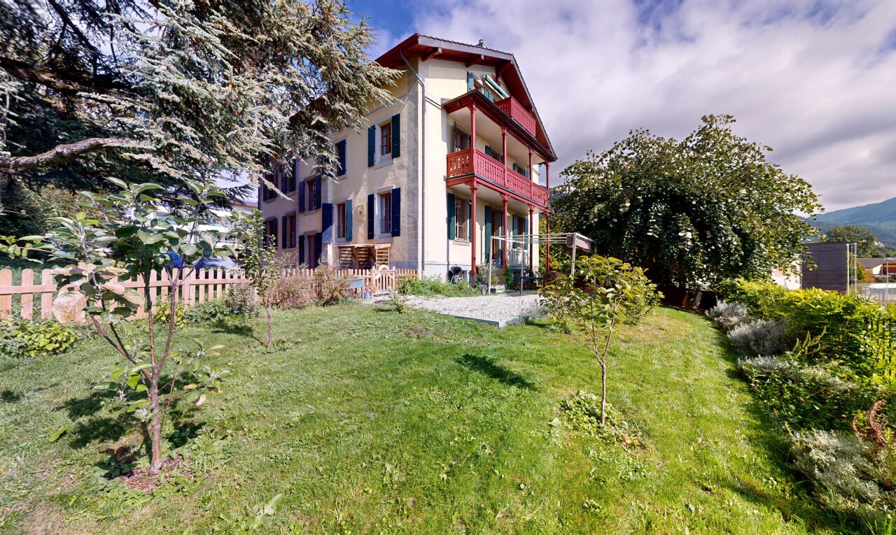 Beautiful renovated apartment on the garden level in Saint-Légier - 8