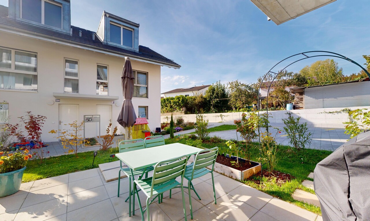 Attractive 4.5-room semi-detached house in the hills above Renens - 8