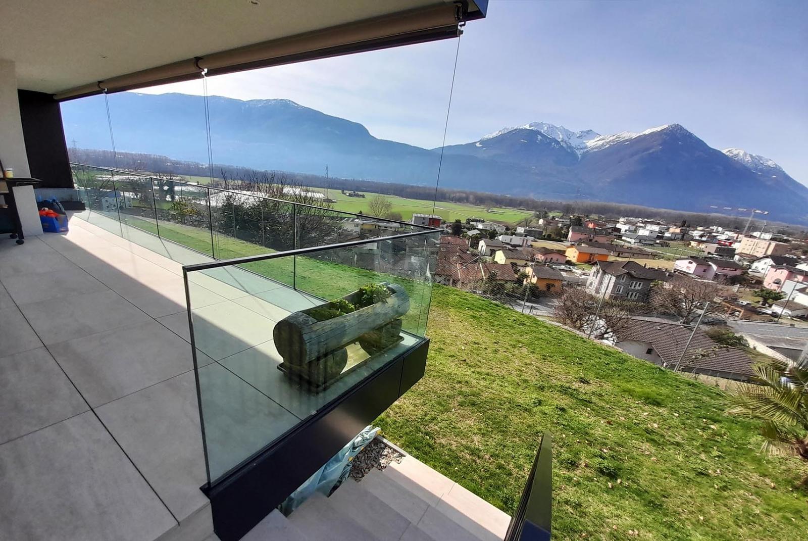 DI NUOVA COSTRUZIONE CON FANTASTICA VISTA - 1