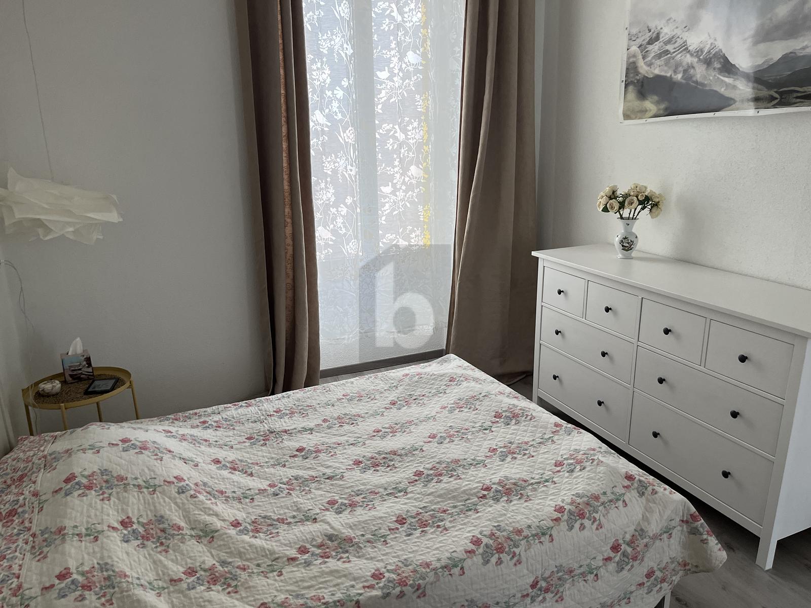 CHARMANT, LICHTDURCHFLUTET UND SONNIG - 2