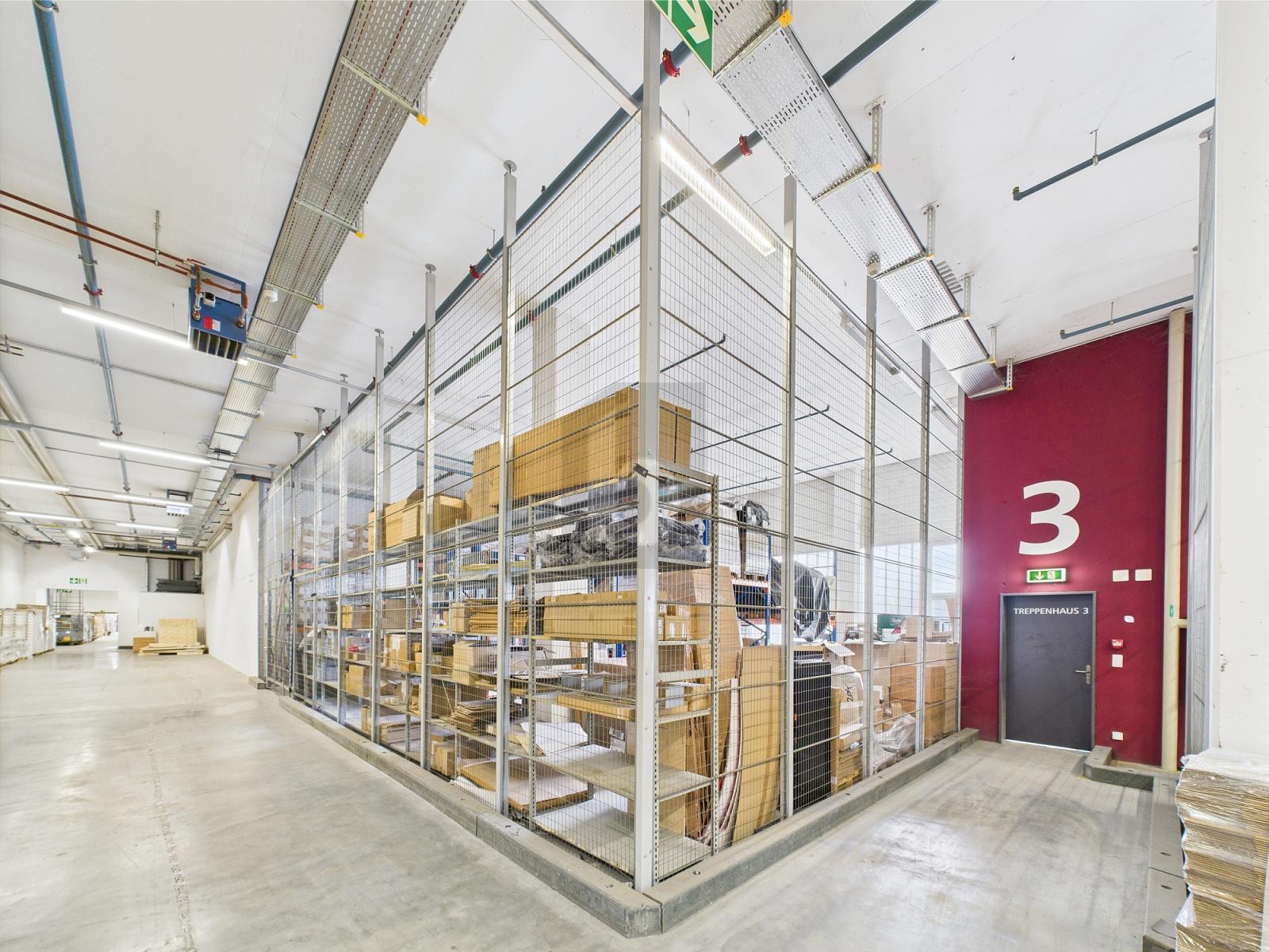 VIELFÄLLTIG NUTZBAR, MIT EIGENEM LAGER - 4