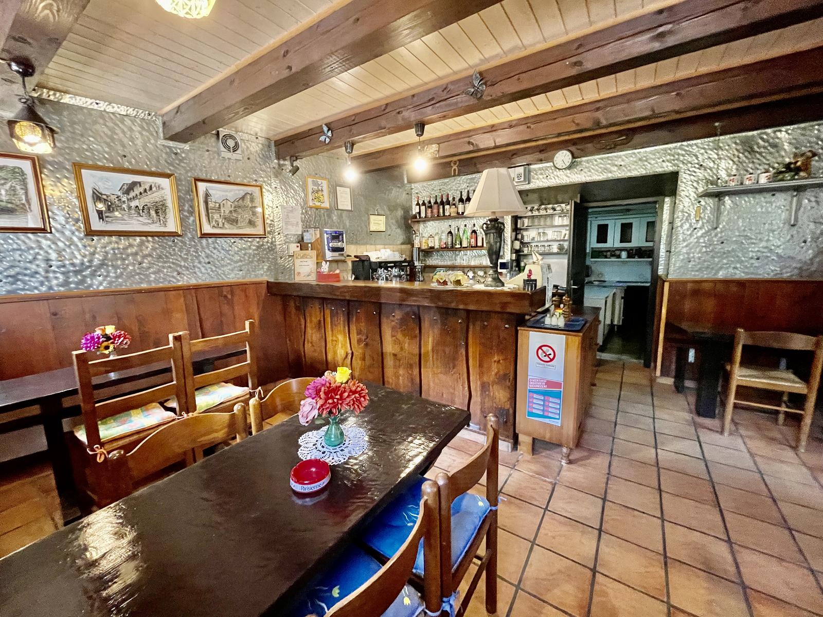 VERSATILE E AFFASCIANTE - 1