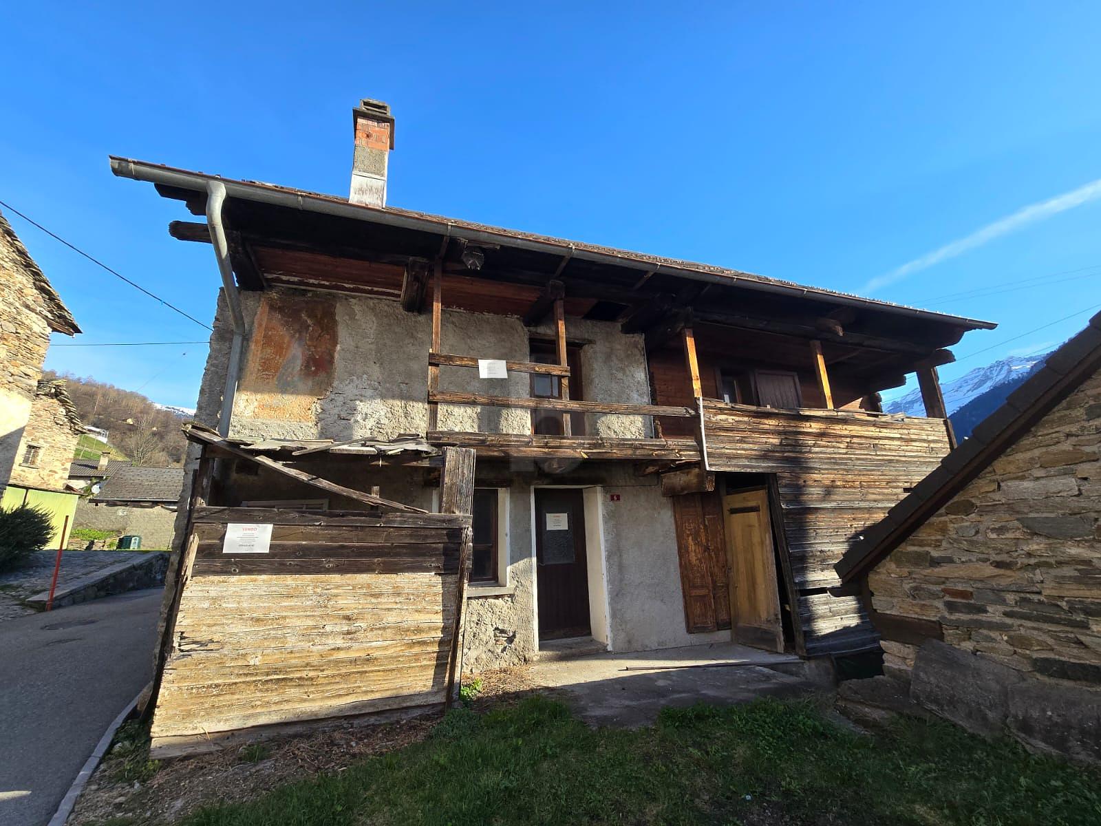 DA RISTRUTTURARE CON PROGETTO APPROVATO - 1