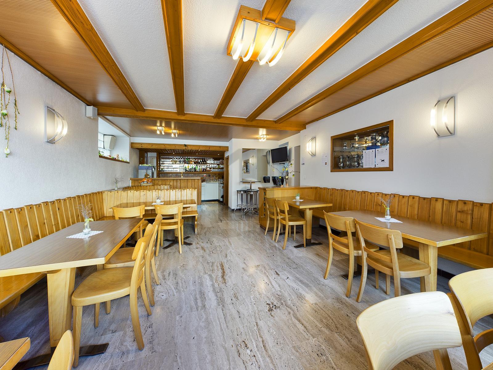 RUSTIKALE DORFBEIZ IN WALLISER WEINDORF - 0