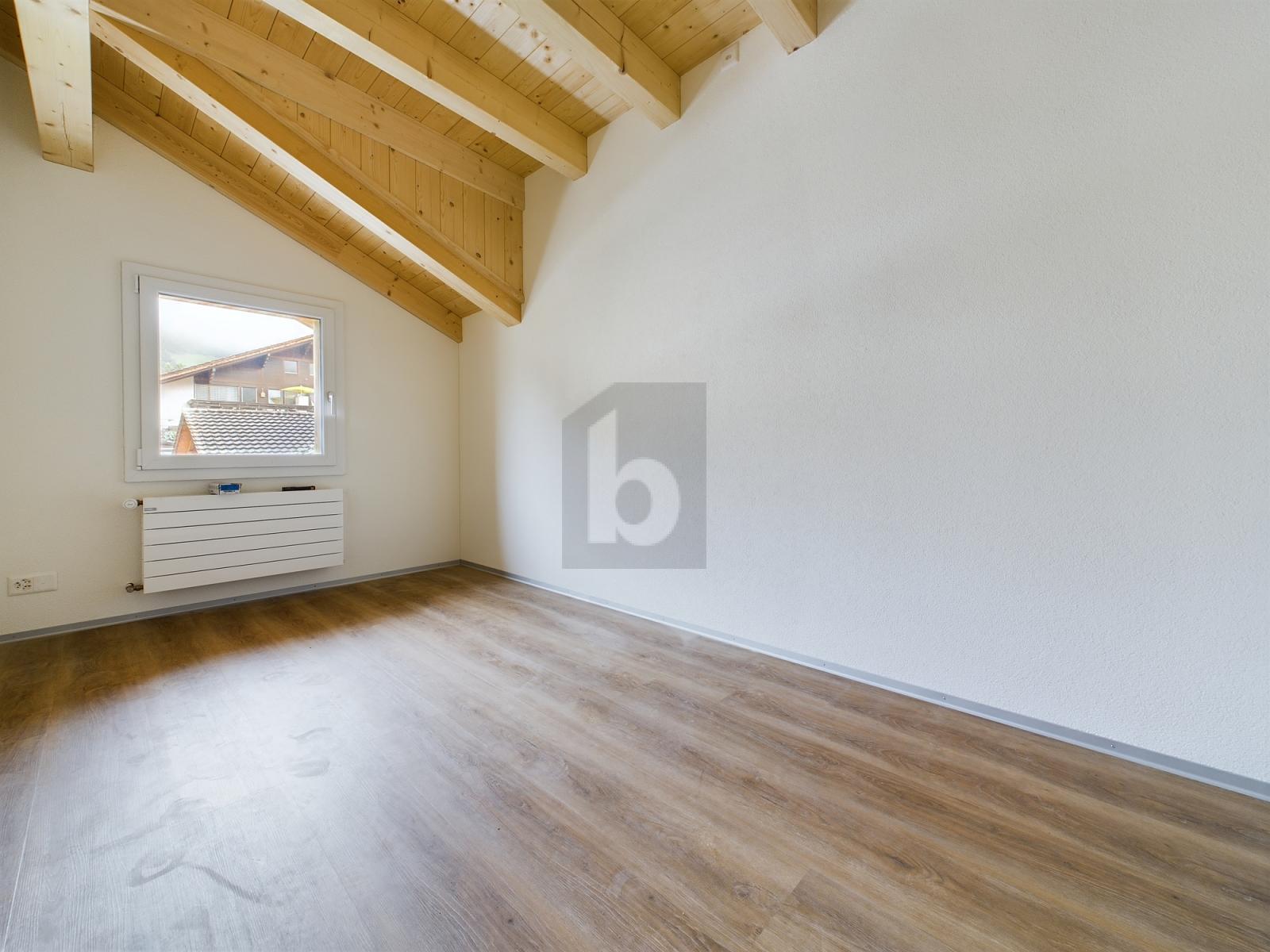 GROSSZÜGIG UND LICHTDURCHFLUTET - 1