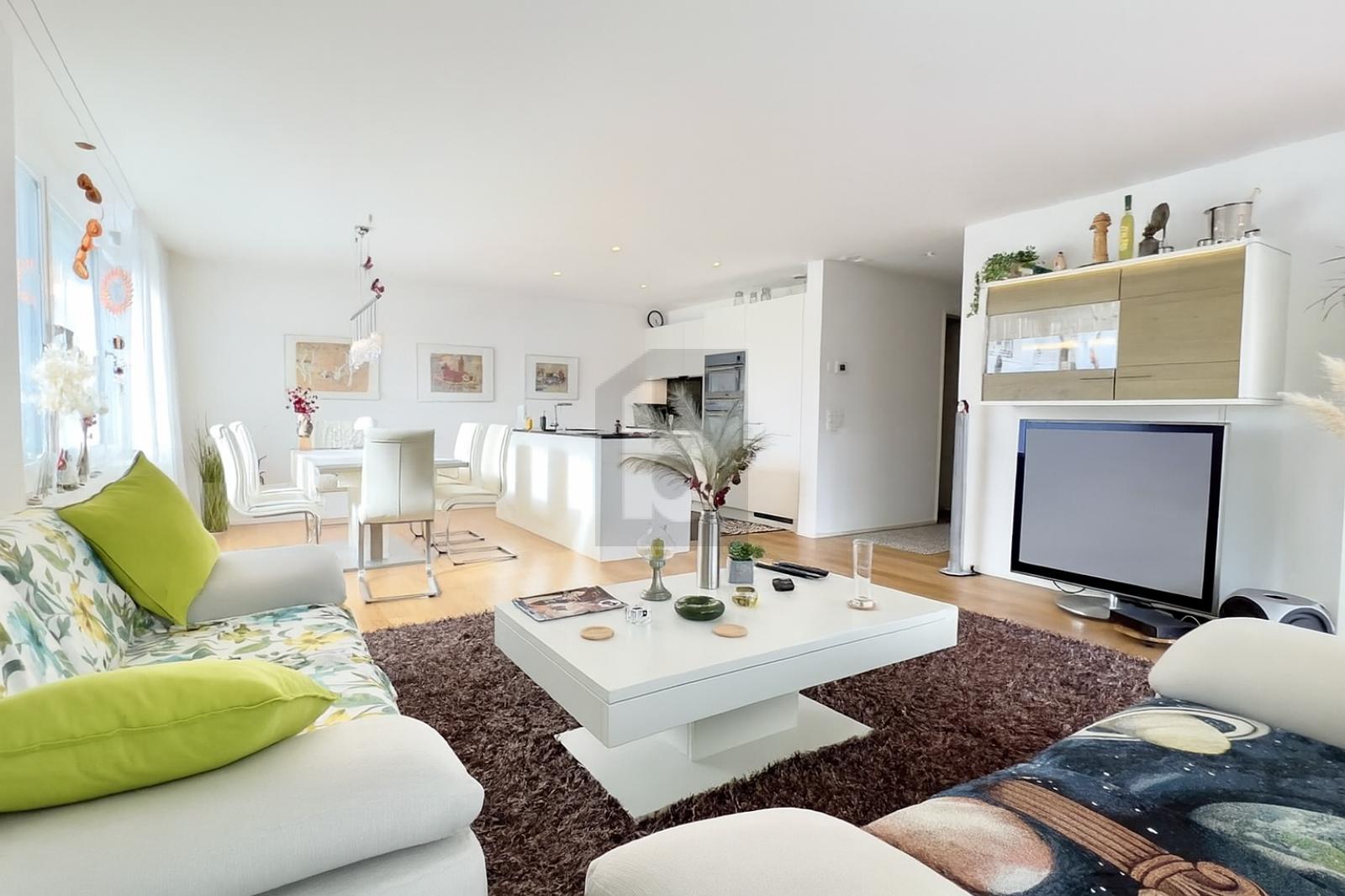 LICHTDURCHFLUTET UND MODERN NAHE AM RHEIN - 0