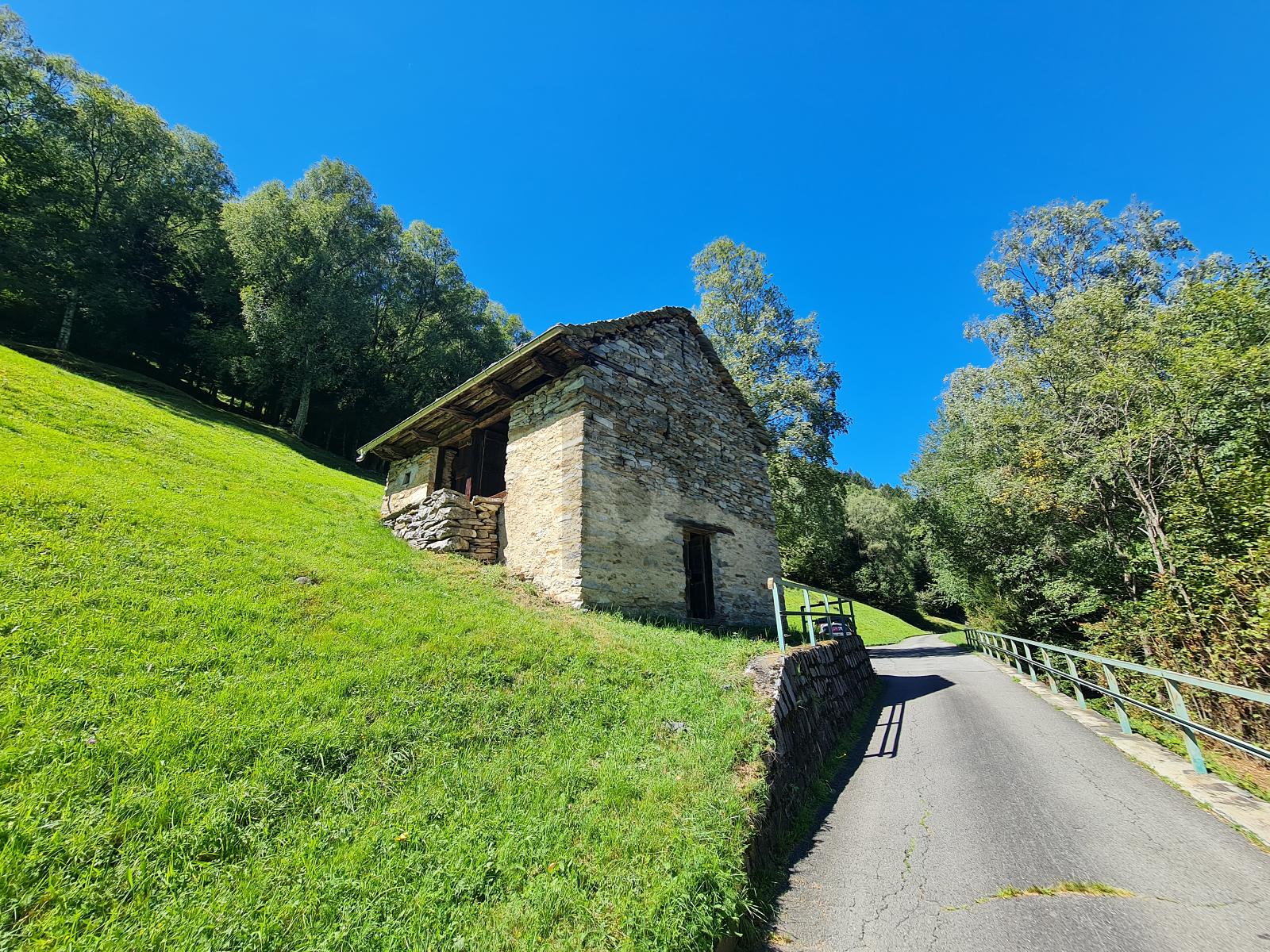 CON VISTA TRA SOLE E NATURA - 1