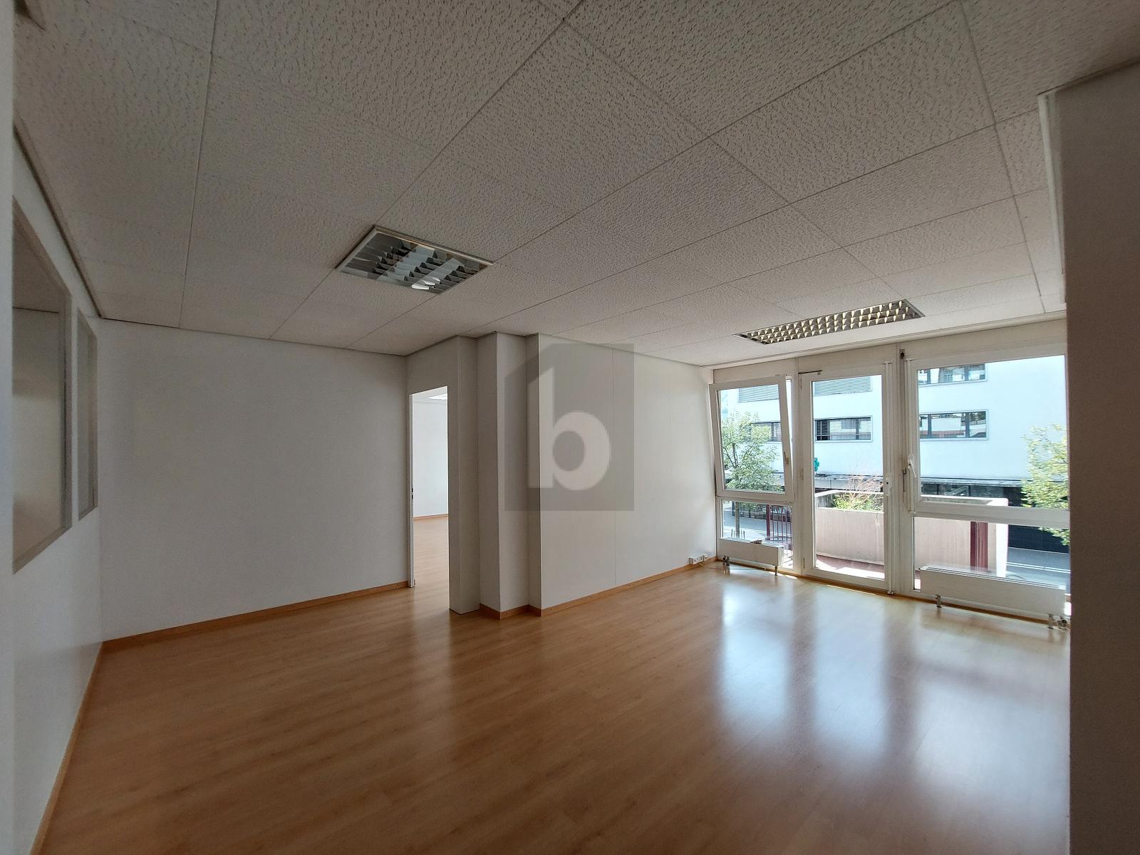 PASSANTEN STARKE LAGE !! - 1