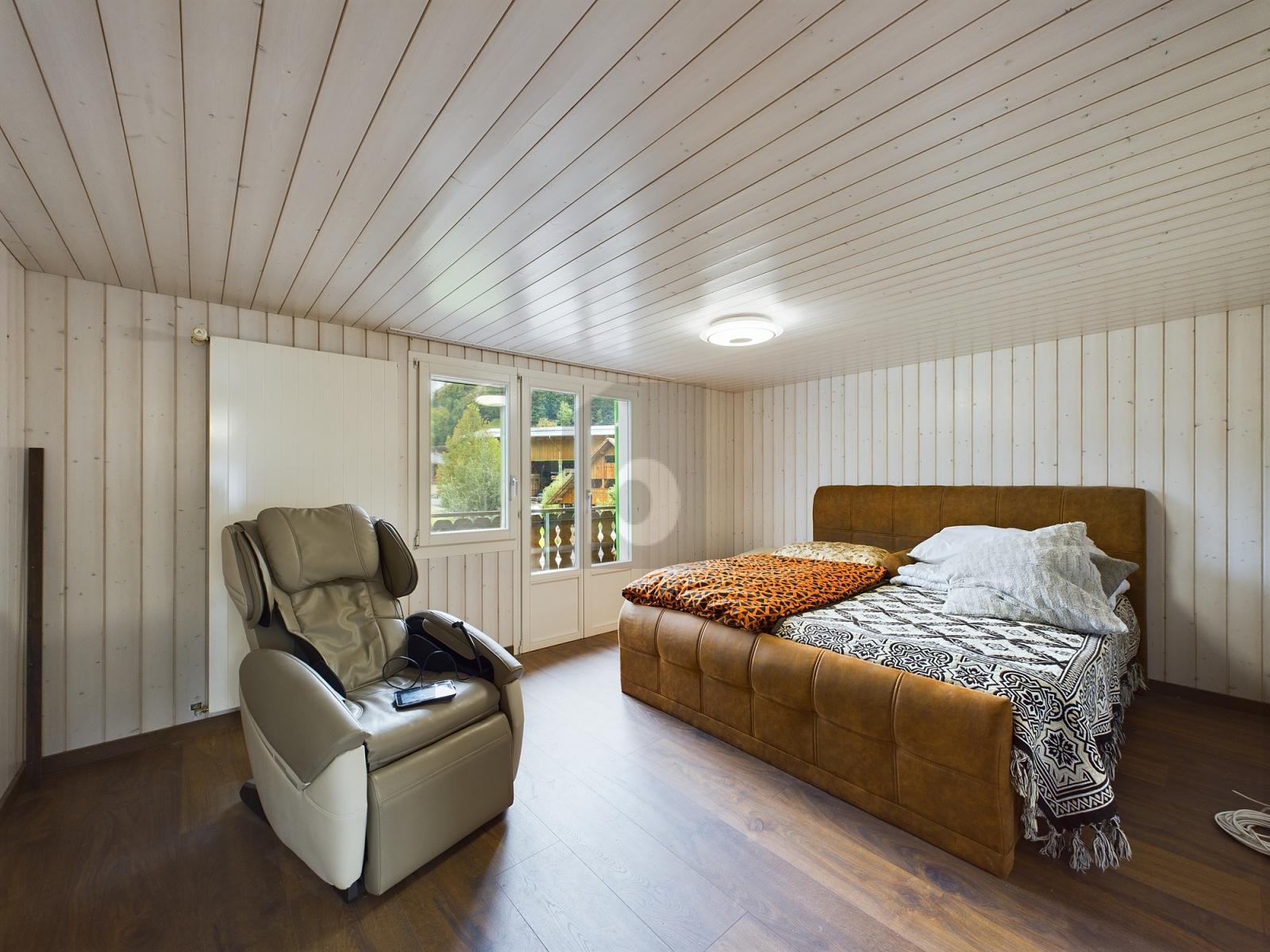 SANIERTES TRADITIONSLOKAL MIT 25 PARKPLÄTZEN - 3