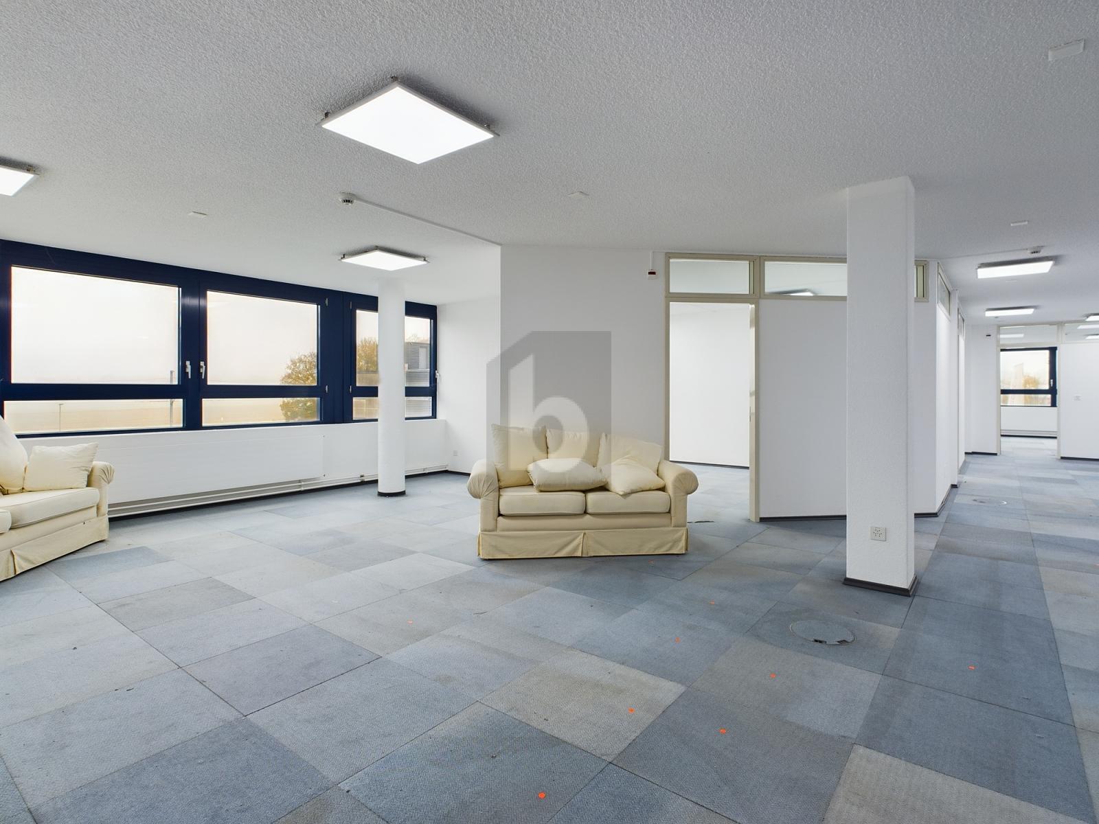VON EINZEL-  BIS GROSSRAUMBÜRO (200/400/800 M2) - 0