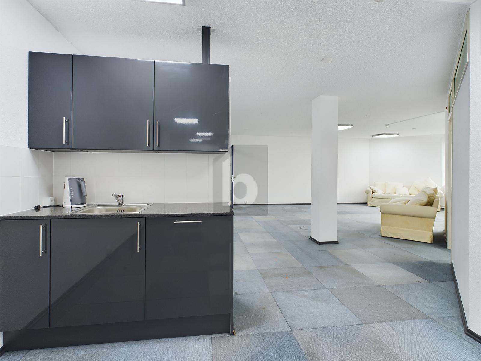 VON EINZEL-  BIS GROSSRAUMBÜRO (200/400/800 M2) - 4