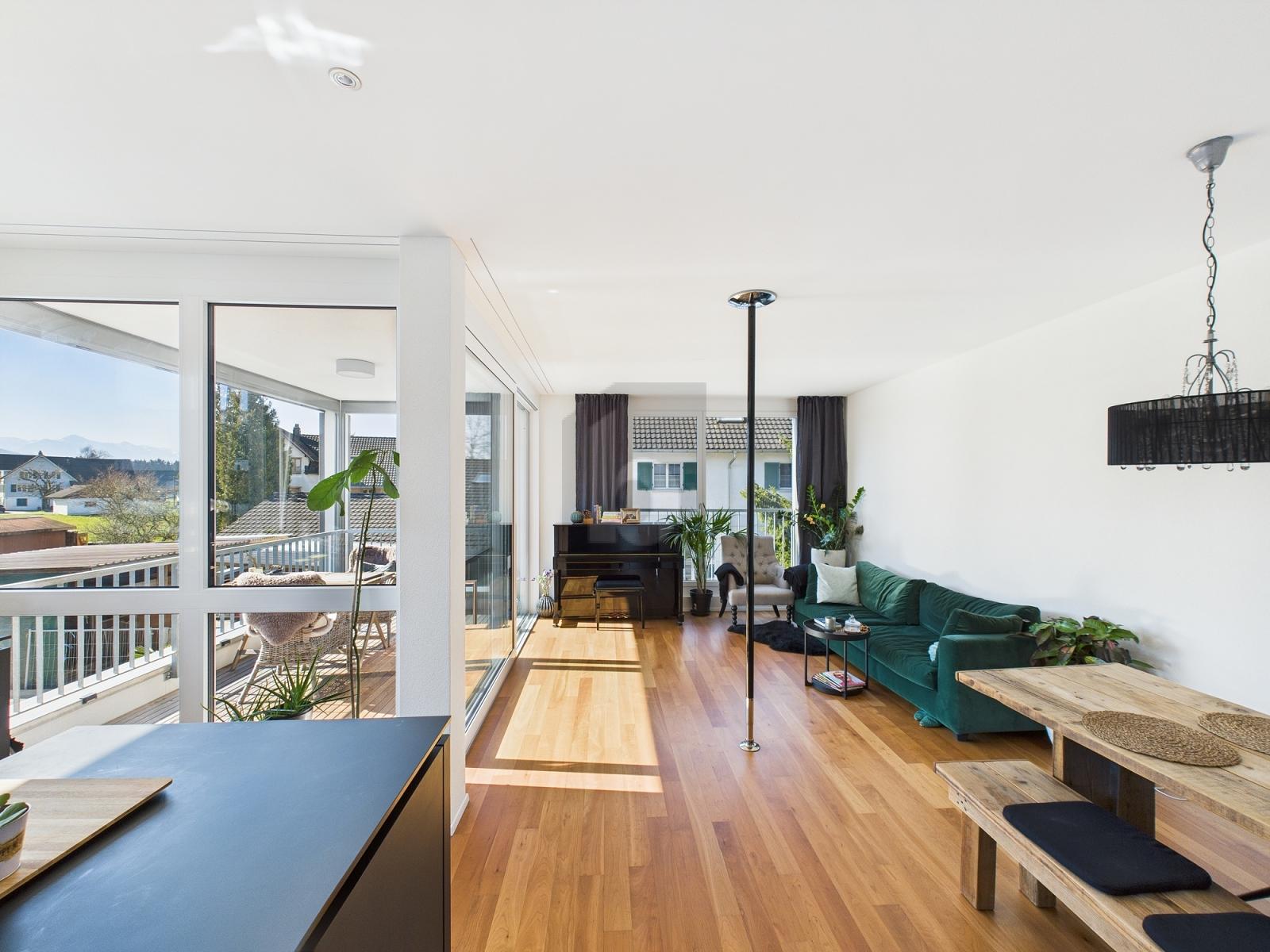 EXKLUSIV UND MODERN - 1