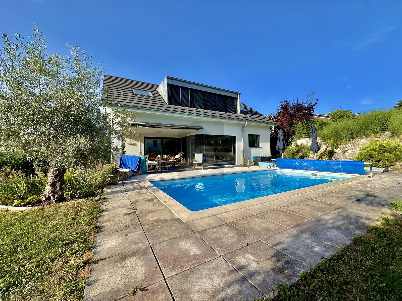 GARTEN MIT POOL UND ATTRAKTIVER BAURECHTSZINS - 0