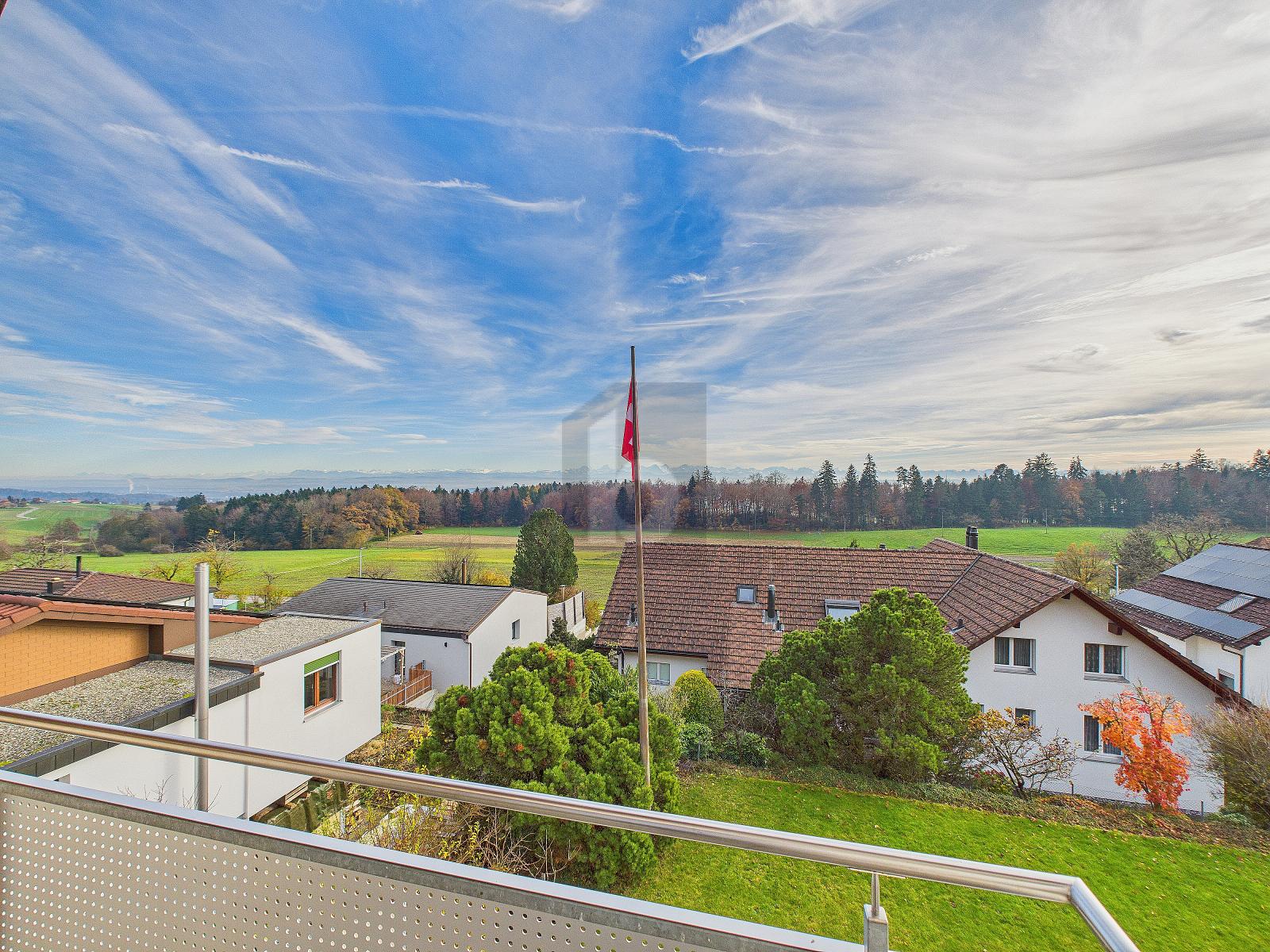 FANTASTISCHE AUSSICHT AN RUHIGER LAGE - 0