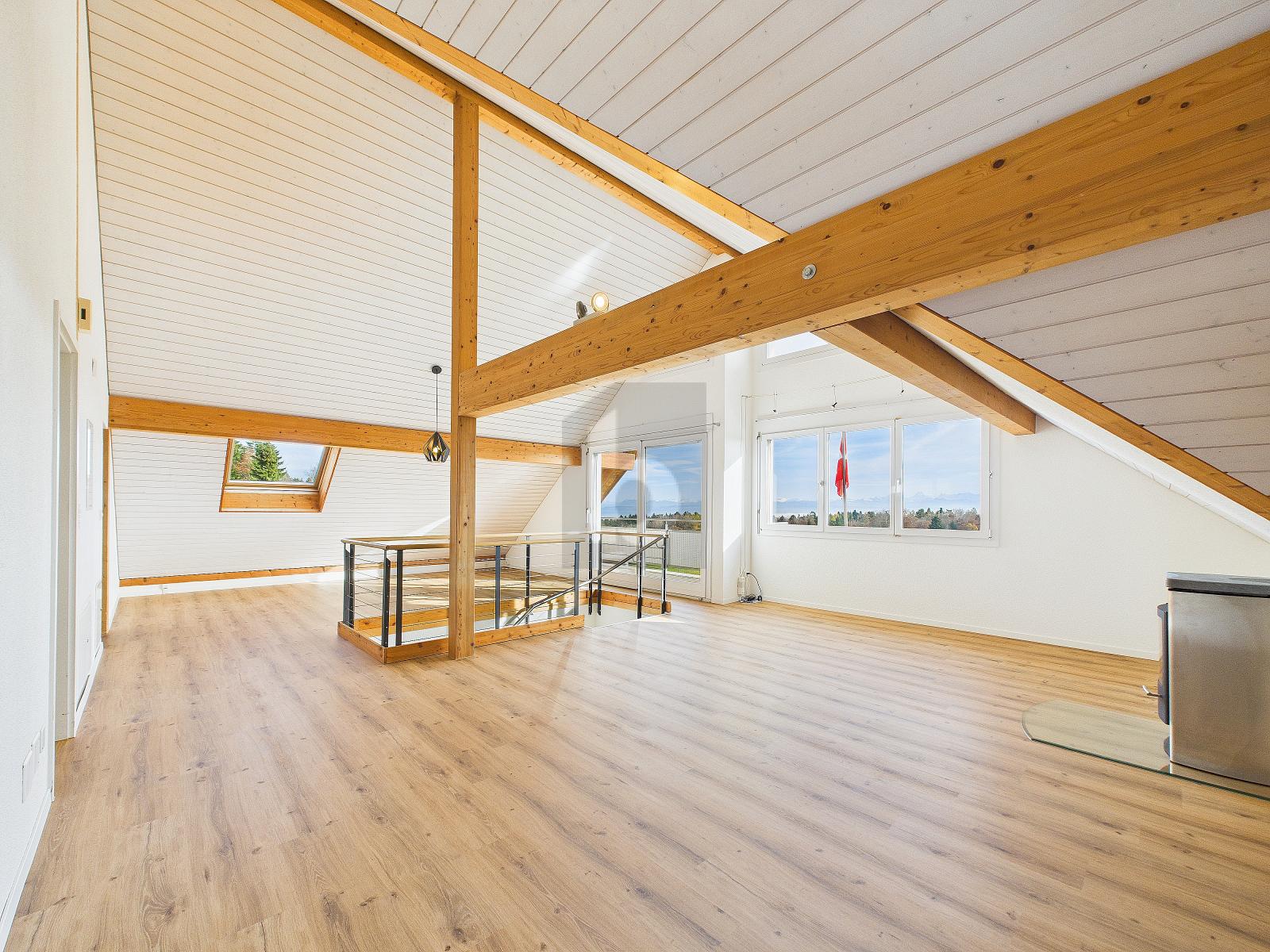 FANTASTISCHE AUSSICHT AN RUHIGER LAGE - 1