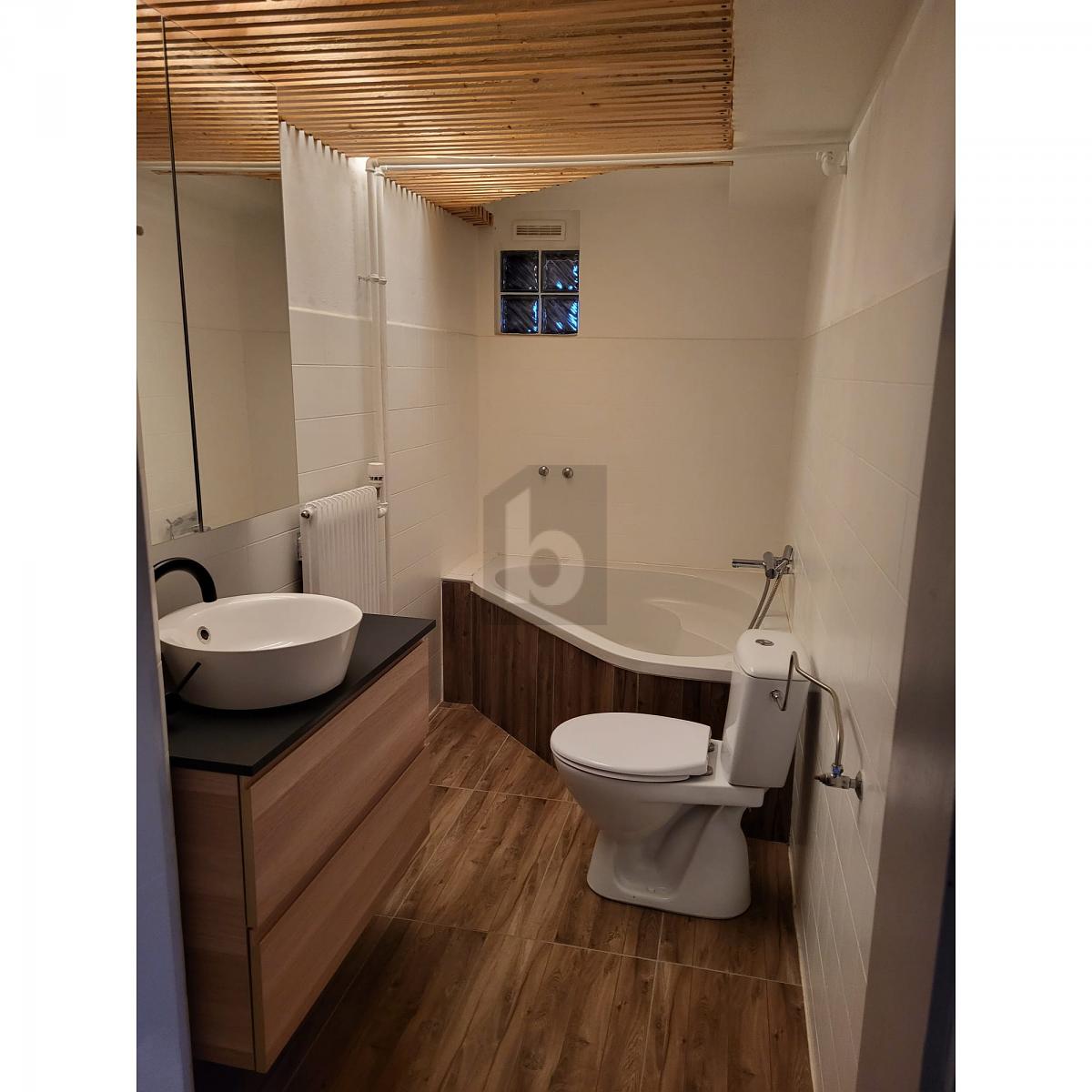 AUTHENTIQUE, RUSTIQUE ET PROCHE DE LA NATURE - 2