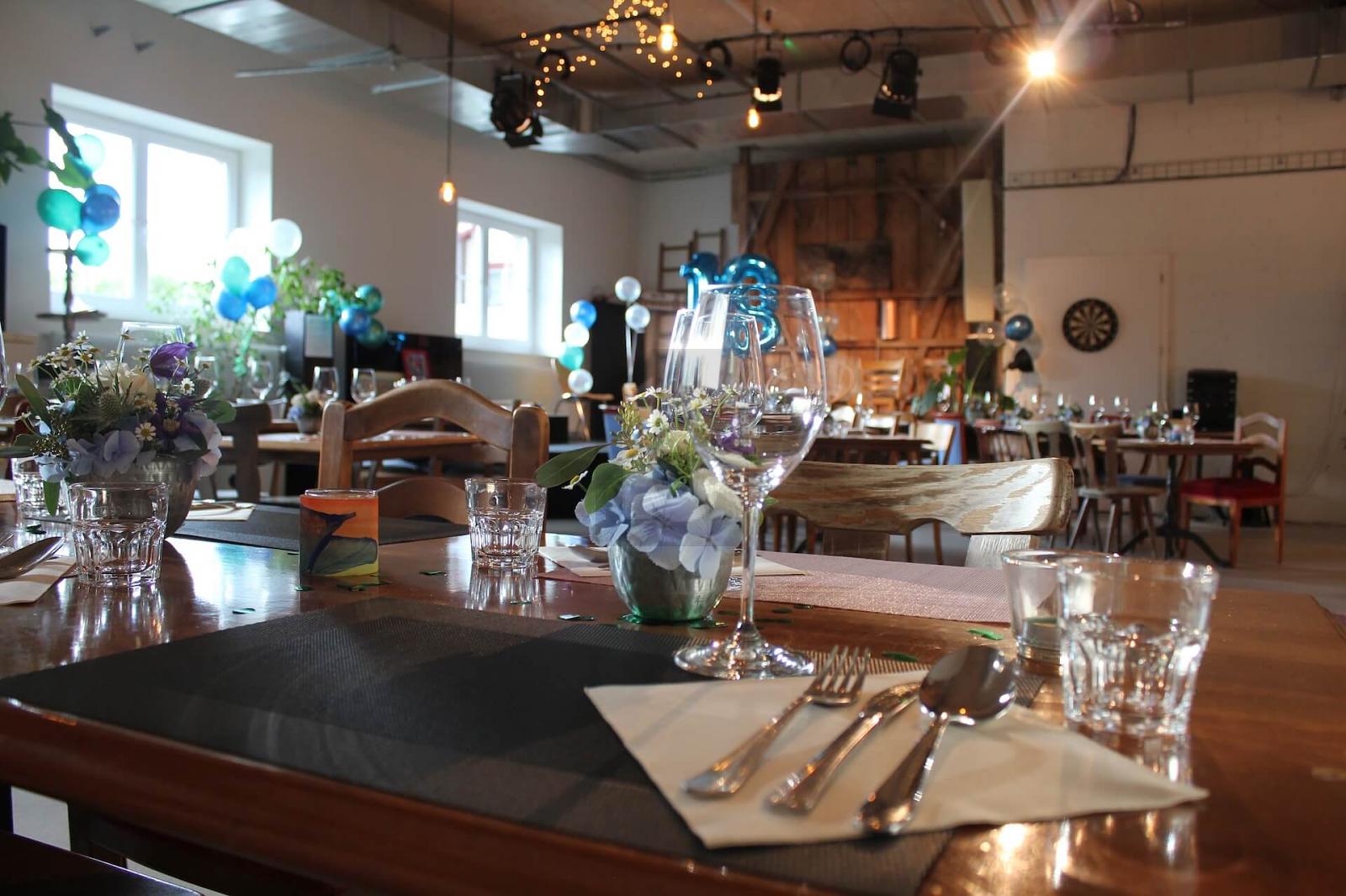 SCHMUCKSTÜCK IM DORFKERN - IDEAL FÜR GASTRO - 0