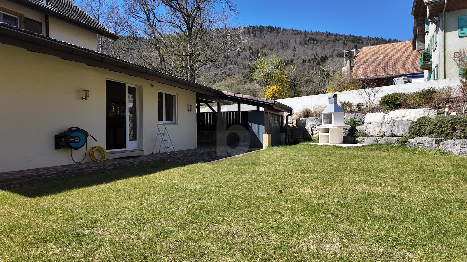 AU REZ AVEC JARDIN DE PLAISANCE - 1