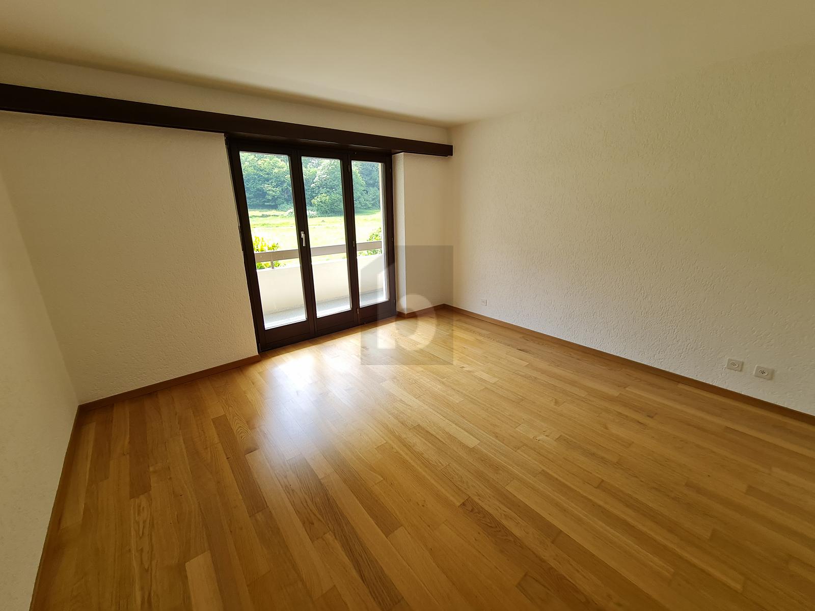 SPAZIOSO E SOLEGGIATO CON GIARDINO - 4