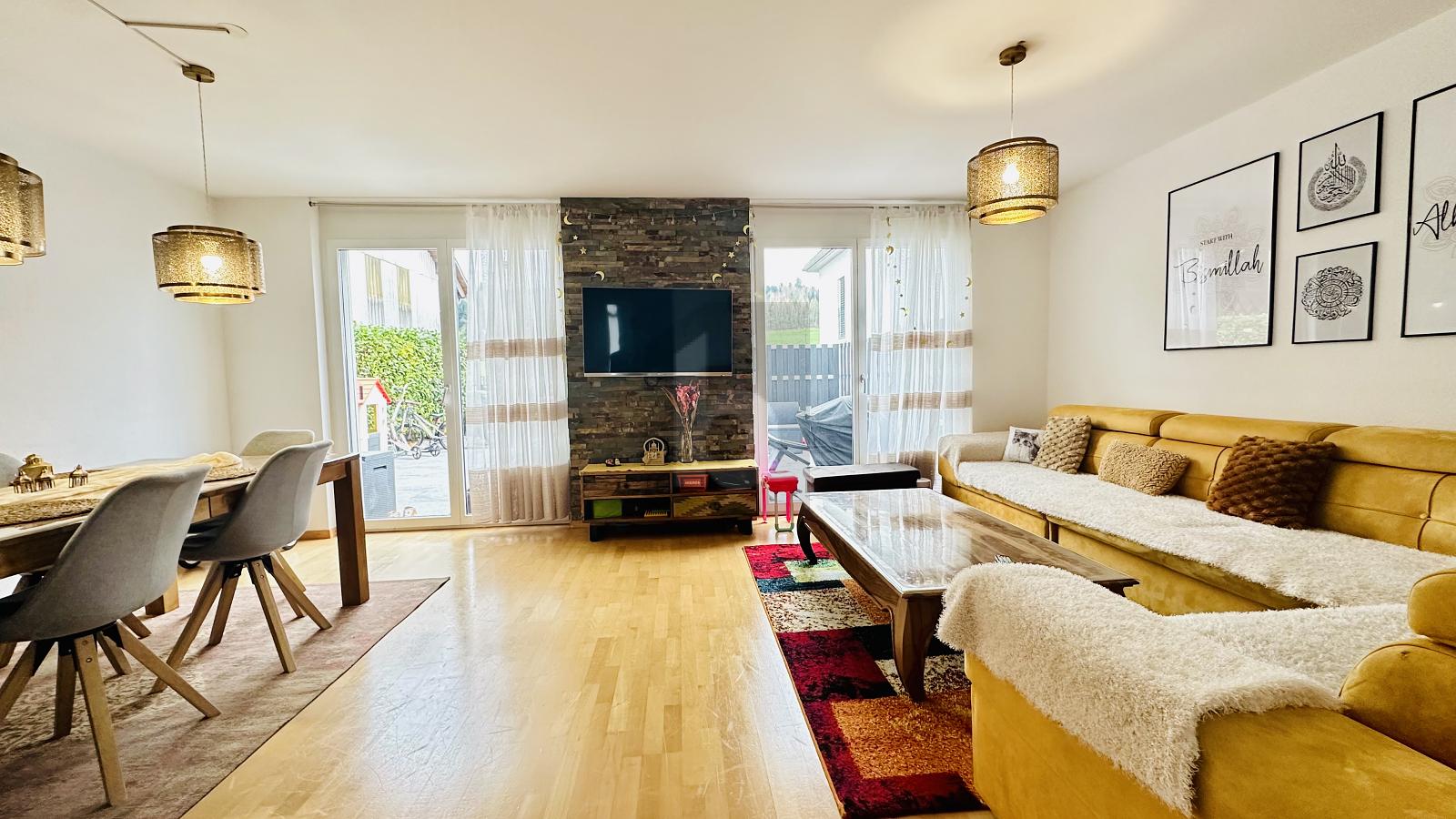 FAMILIENFREUNDLICH MIT CHARME IN ZENTRALER LAGE - 1