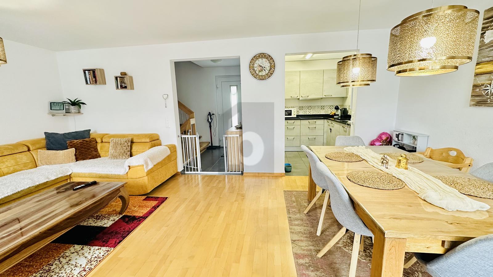 FAMILIENFREUNDLICH MIT CHARME IN ZENTRALER LAGE - 2