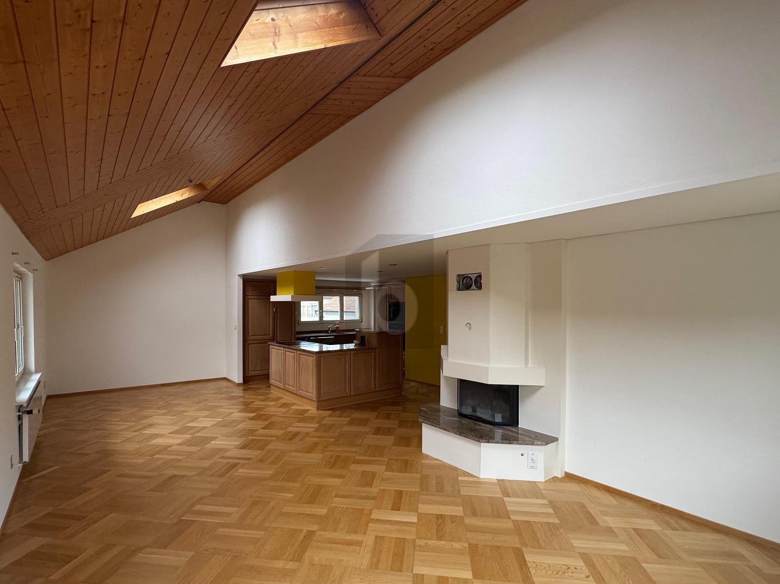 EXKLUSIV, MIT CHARME UND CHEMINÉE - 0