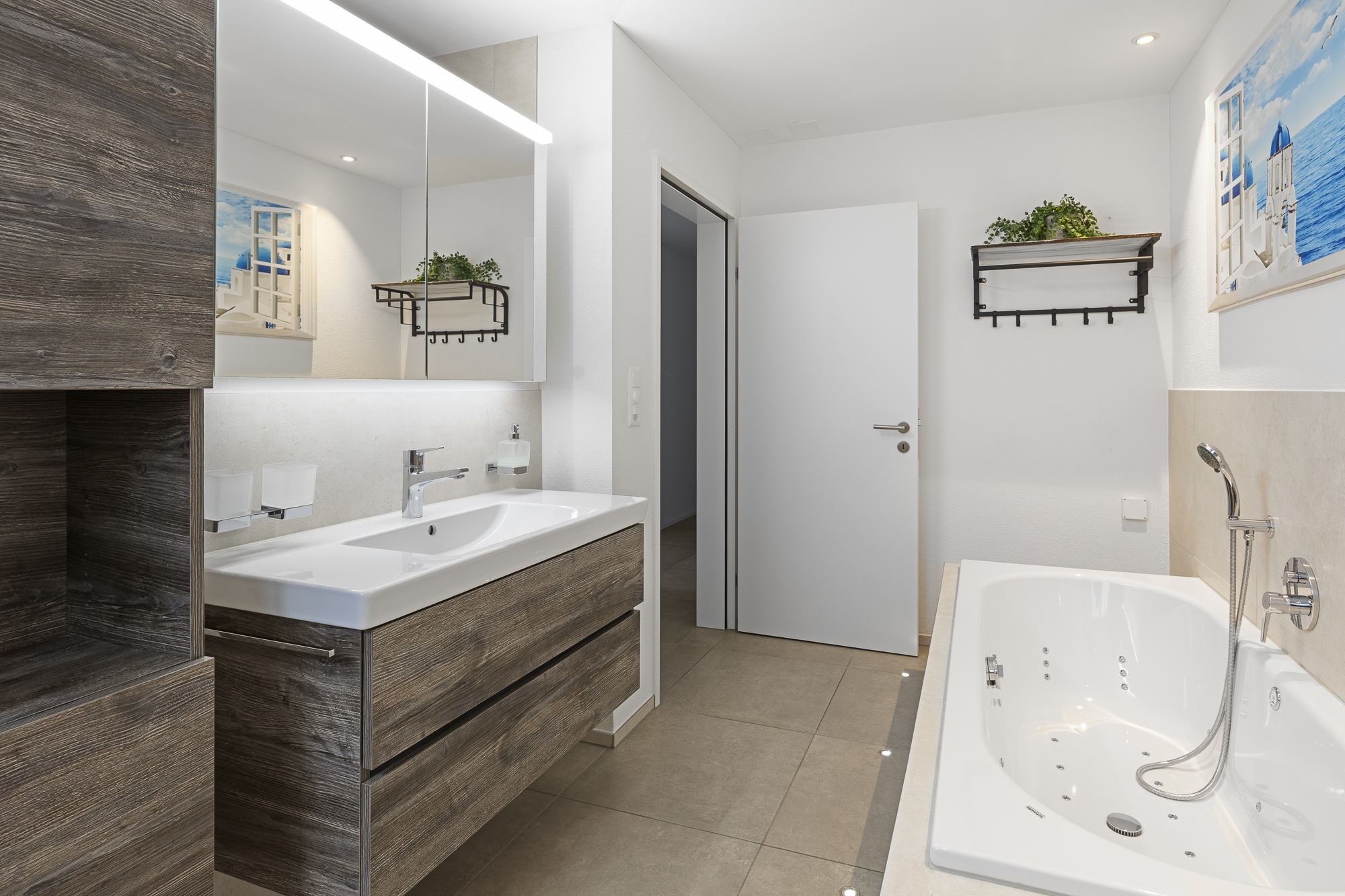 Moderner Wohntraum mit grosser Terrasse und unverbaubarer Weitsicht - 8