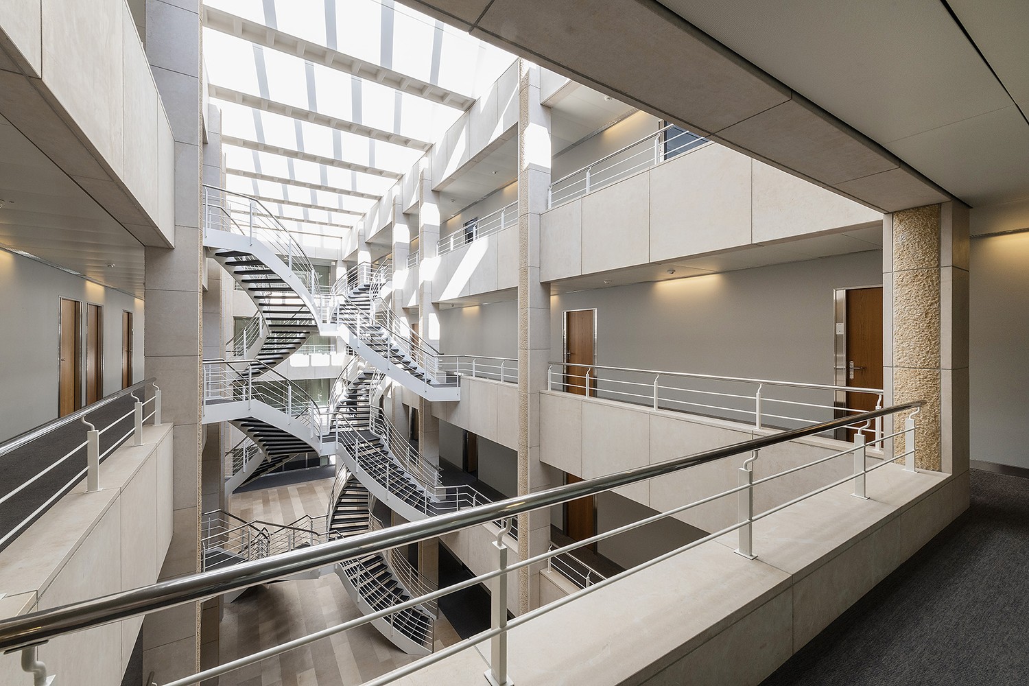 «OH!FFICE» - Ihr neuer Workspace zur Zwischennutzung am Basler Aeschenplatz - 2