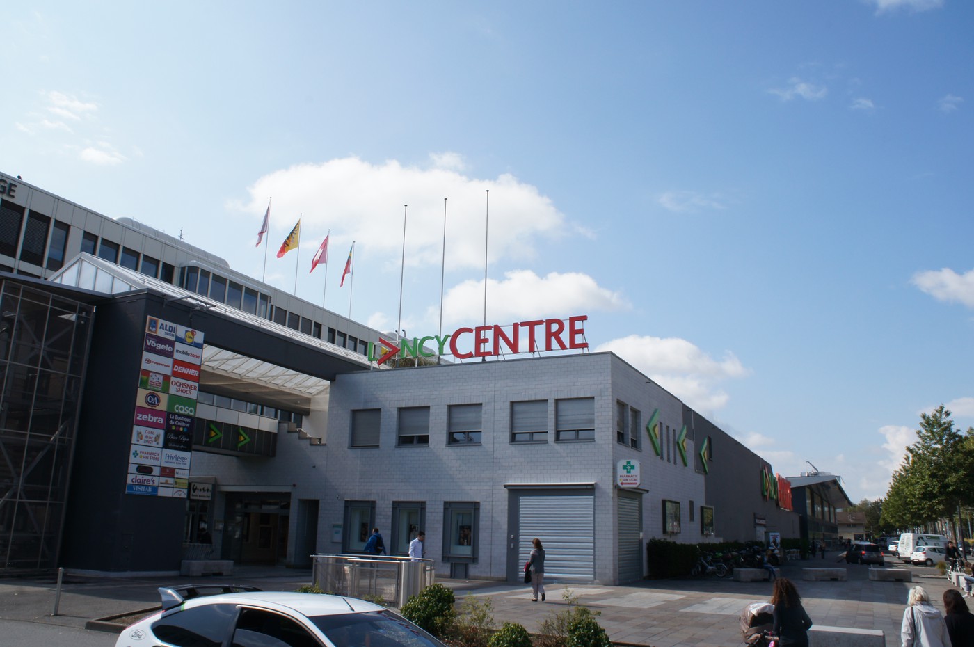 Installez-vous dans un centre commercial urbain de qualité - 0